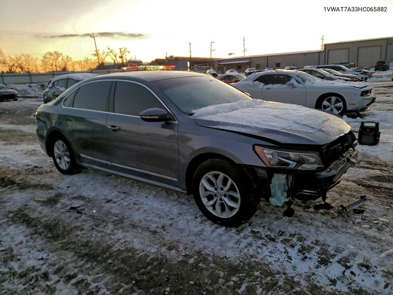 1VWAT7A33HC065882 2017 Volkswagen Passat S