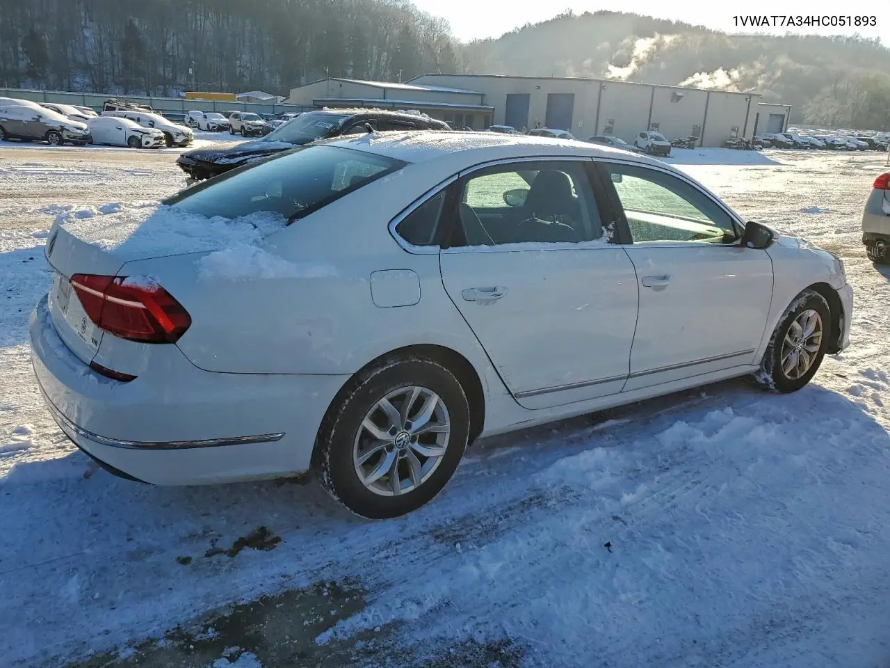 1VWAT7A34HC051893 2017 Volkswagen Passat S