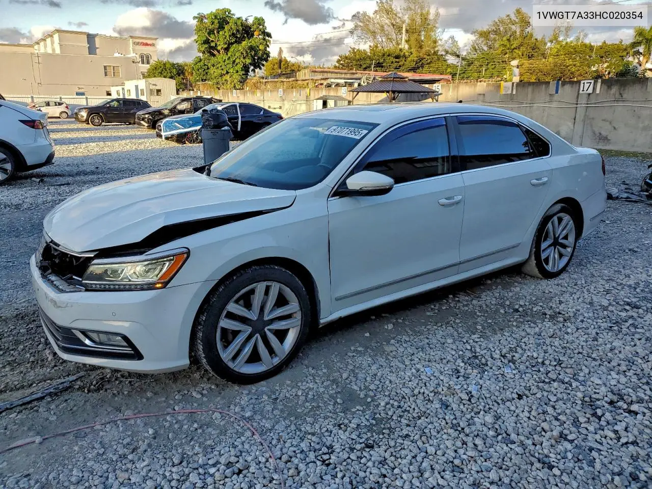 1VWGT7A33HC020354 2017 Volkswagen Passat Se