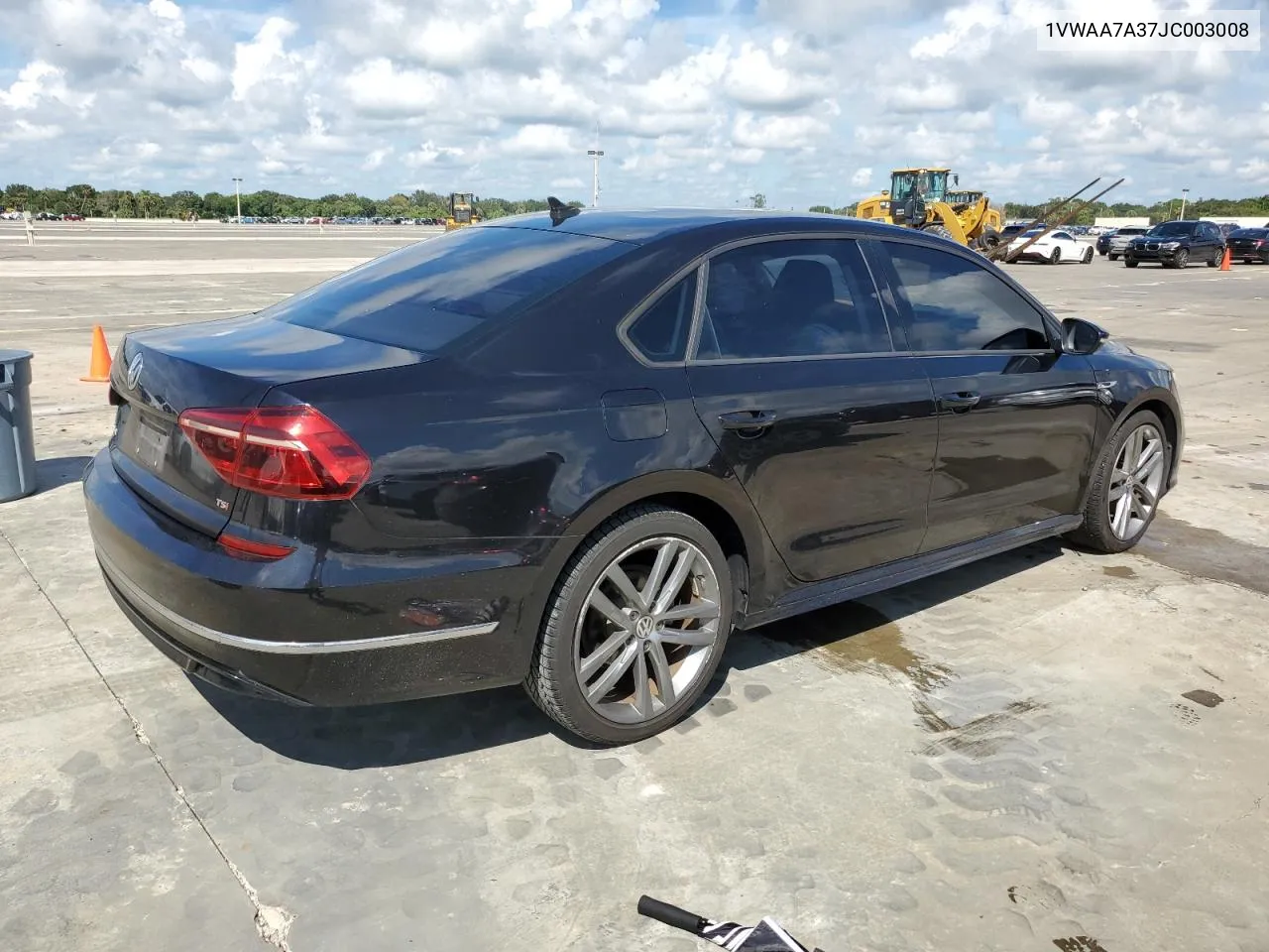 1VWAA7A37JC003008 2018 Volkswagen Passat S