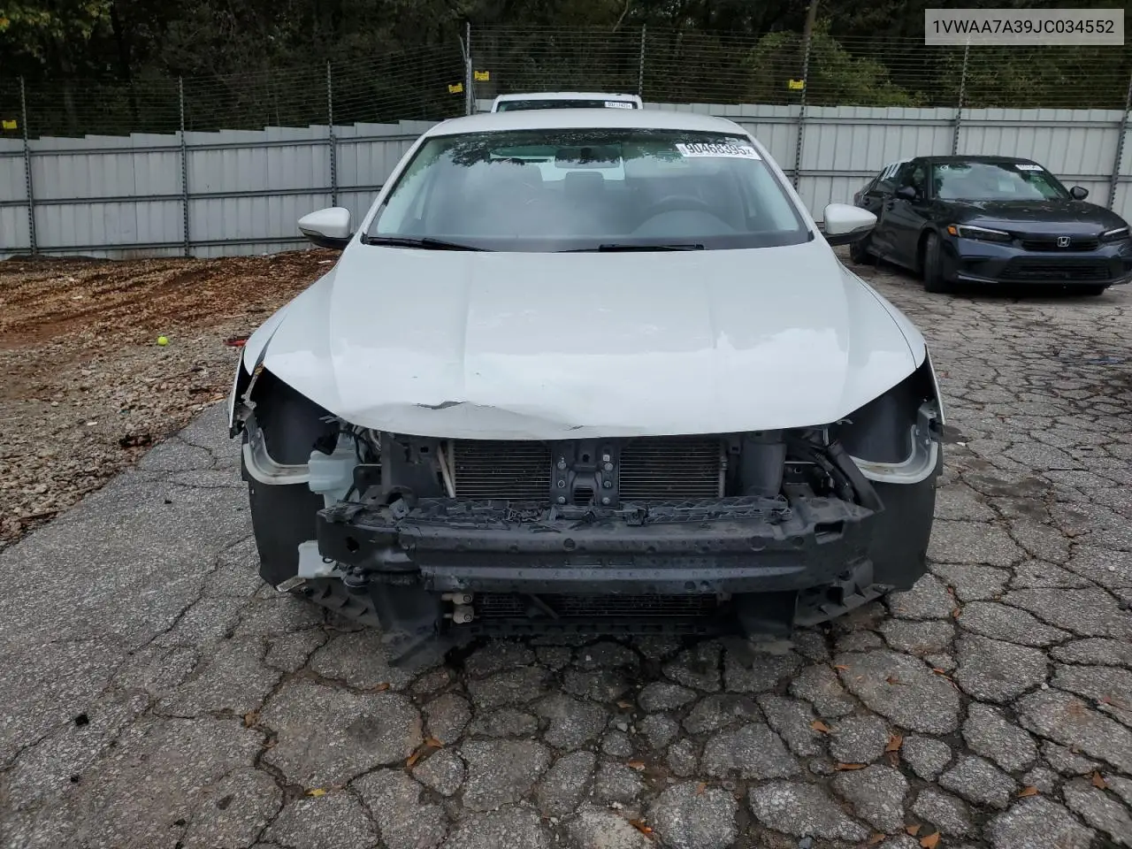 1VWAA7A39JC034552 2018 Volkswagen Passat S