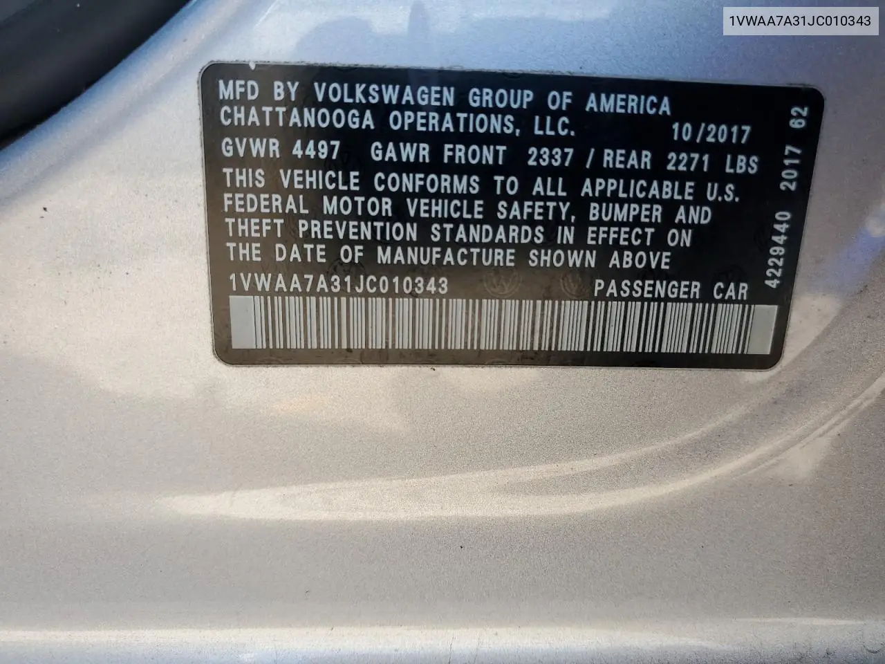 1VWAA7A31JC010343 2018 Volkswagen Passat S