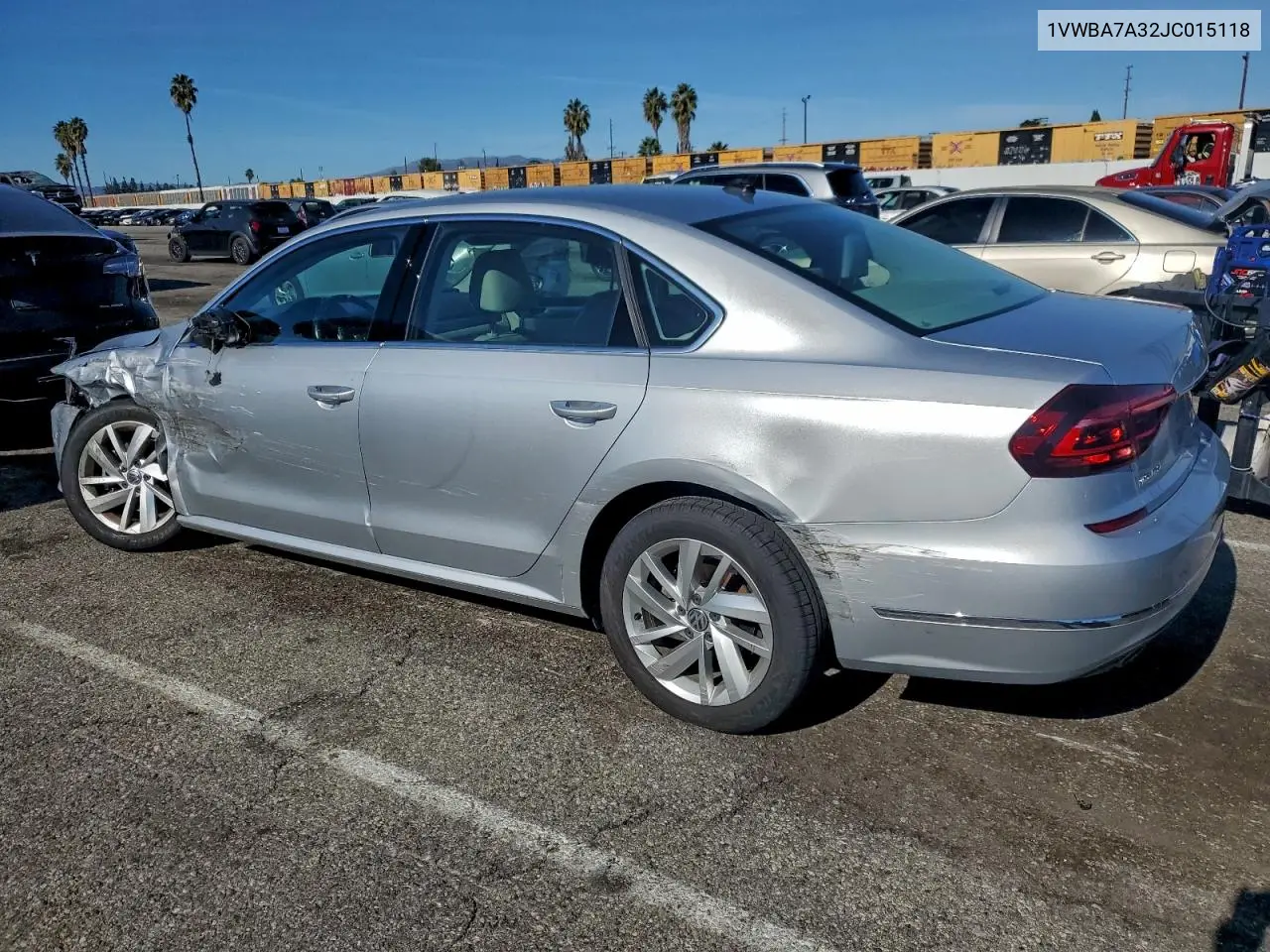 1VWBA7A32JC015118 2018 Volkswagen Passat Se