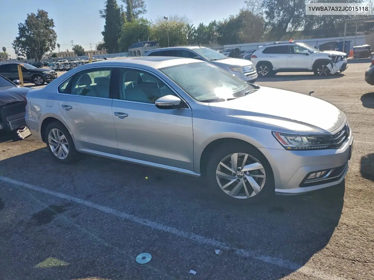 1VWBA7A32JC015118 2018 Volkswagen Passat Se