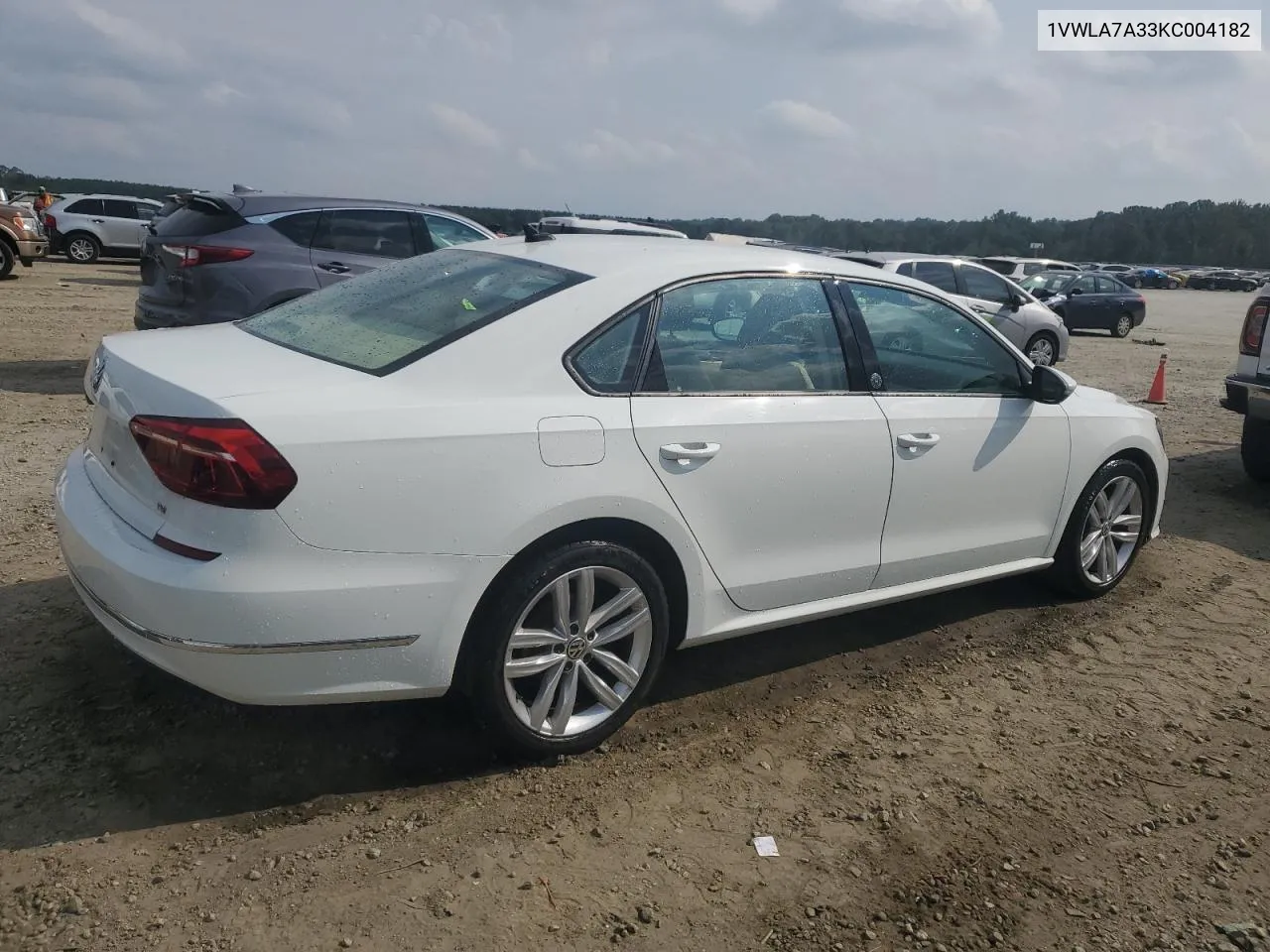 1VWLA7A33KC004182 2019 Volkswagen Passat Wolfsburg