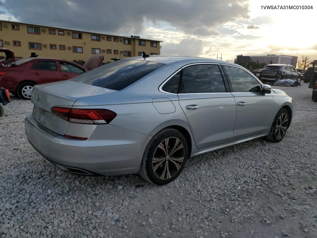 1VWSA7A31MC010304 2021 Volkswagen Passat Se