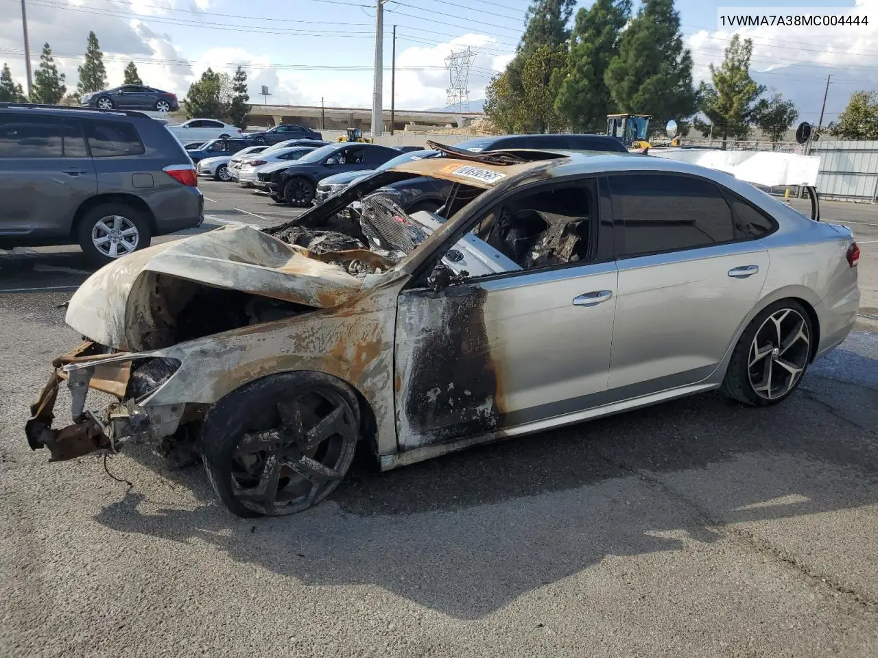 1VWMA7A38MC004444 2021 Volkswagen Passat R-Line