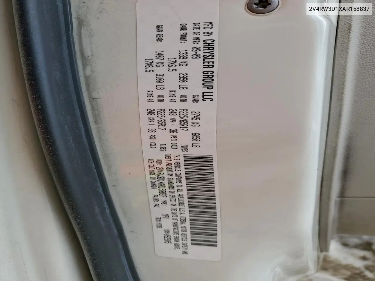 2V4RW3D1XAR158837 2010 Volkswagen Routan Se