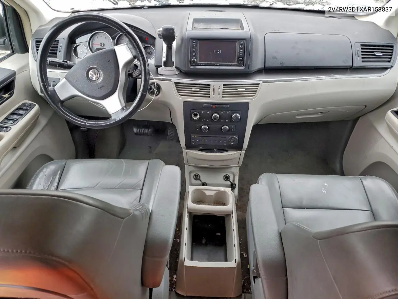 2V4RW3D1XAR158837 2010 Volkswagen Routan Se