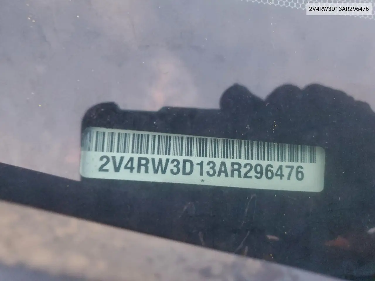 2V4RW3D13AR296476 2010 Volkswagen Routan Se