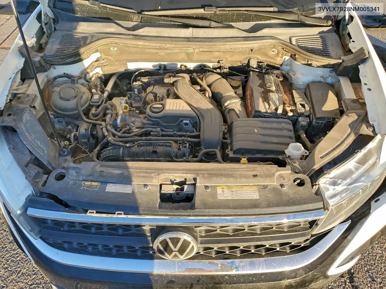 3VVLX7B28NM005341 2022 Volkswagen Taos Se Iq Drive