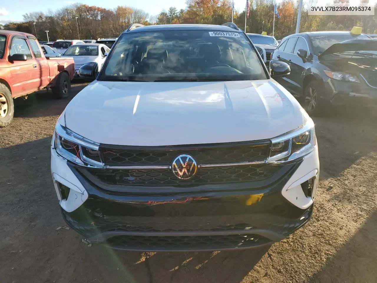3VVLX7B23RM095374 2024 Volkswagen Taos Se
