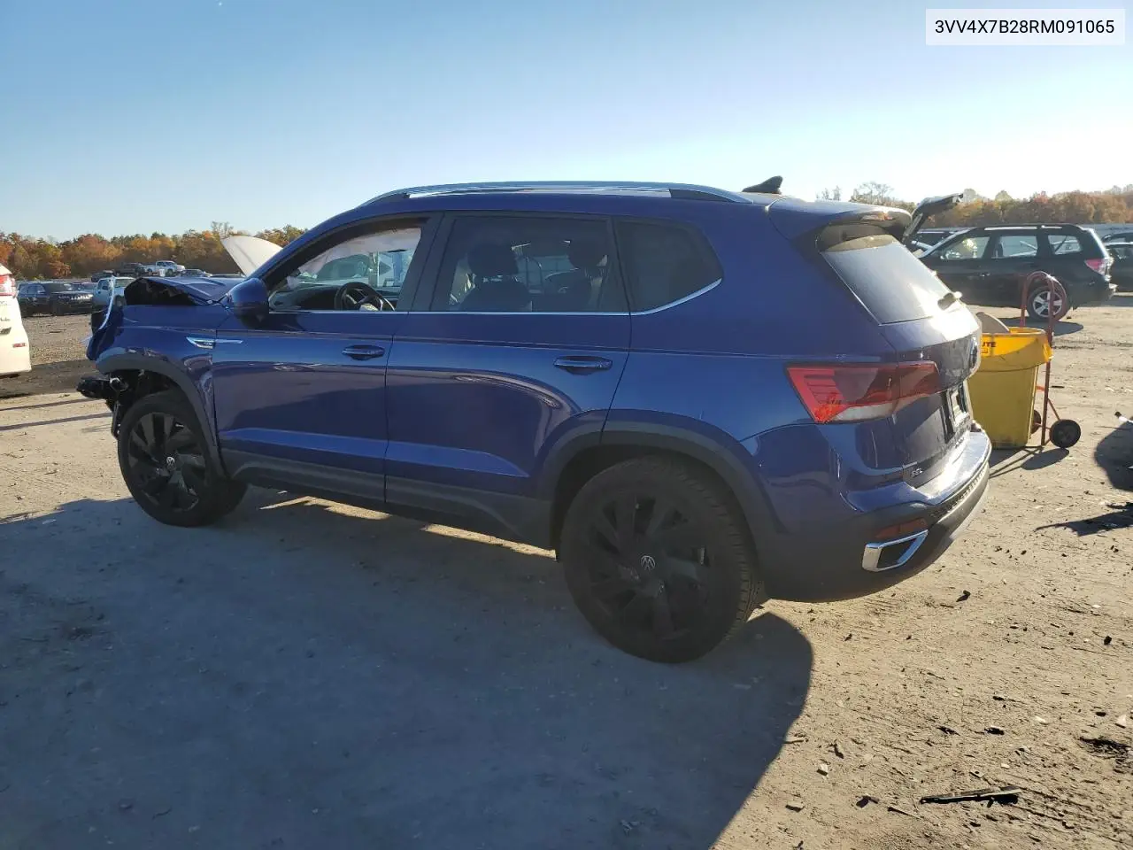 3VV4X7B28RM091065 2024 Volkswagen Taos Sel