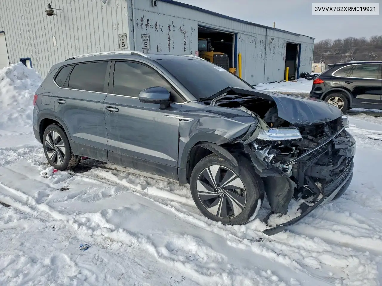 3VVVX7B2XRM019921 2024 Volkswagen Taos Se