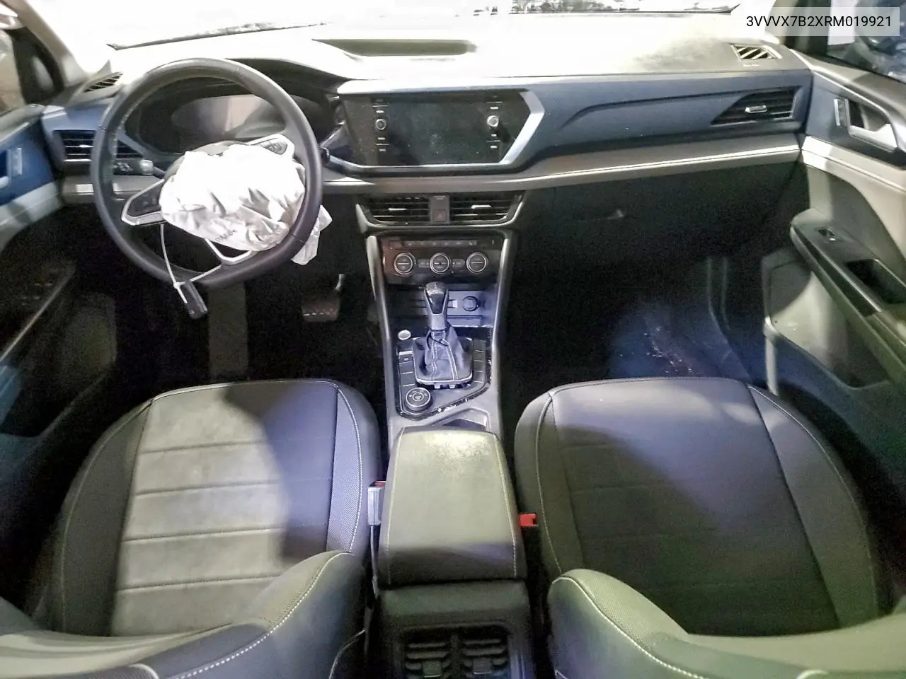 3VVVX7B2XRM019921 2024 Volkswagen Taos Se