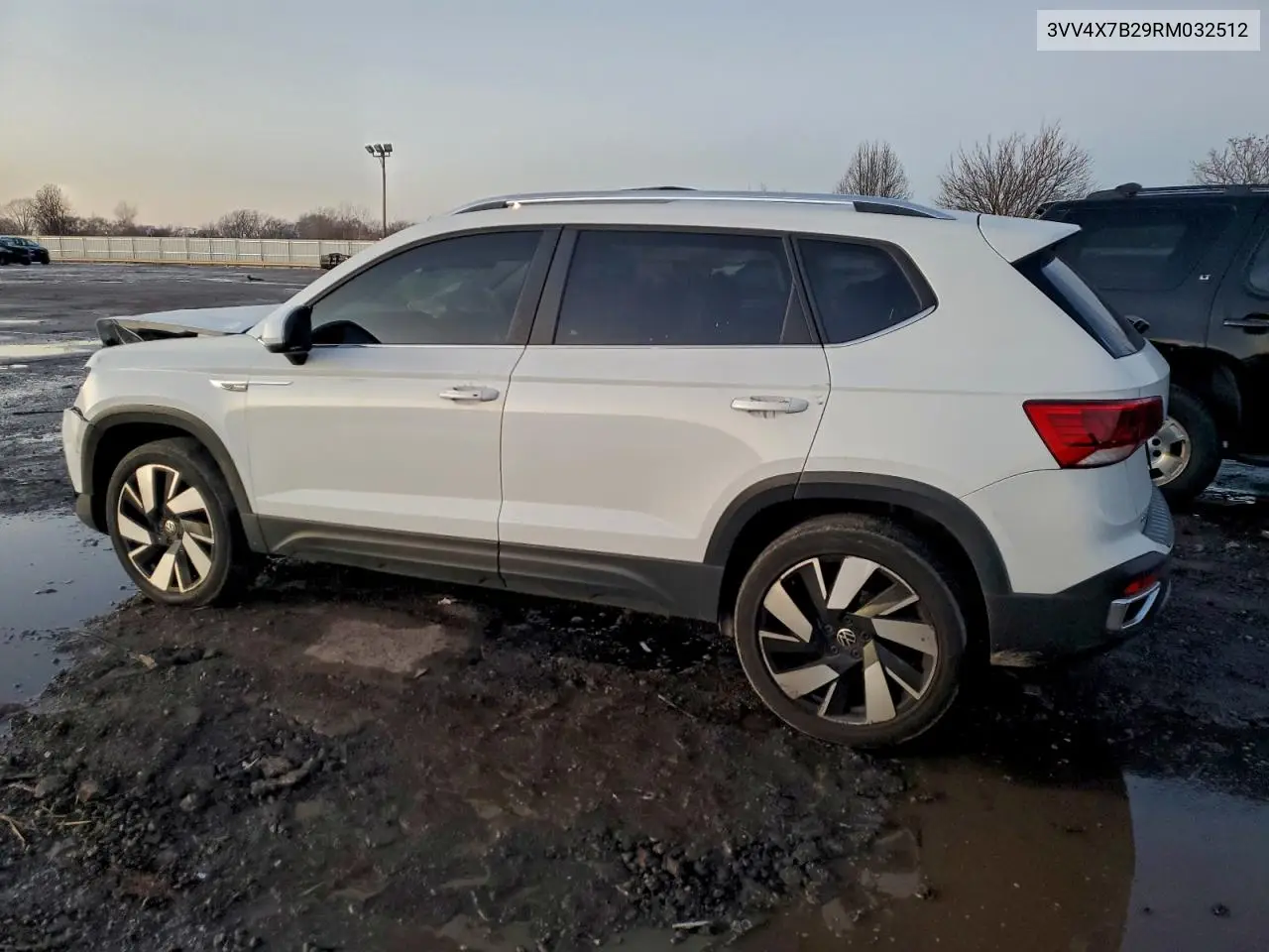 3VV4X7B29RM032512 2024 Volkswagen Taos Sel 4Motion