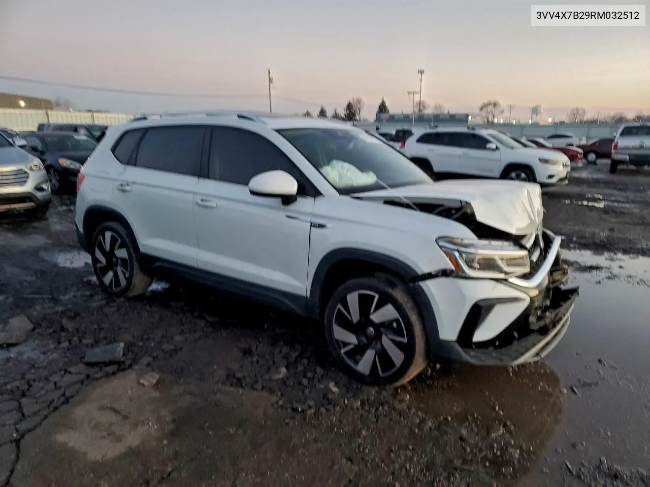 3VV4X7B29RM032512 2024 Volkswagen Taos Sel 4Motion