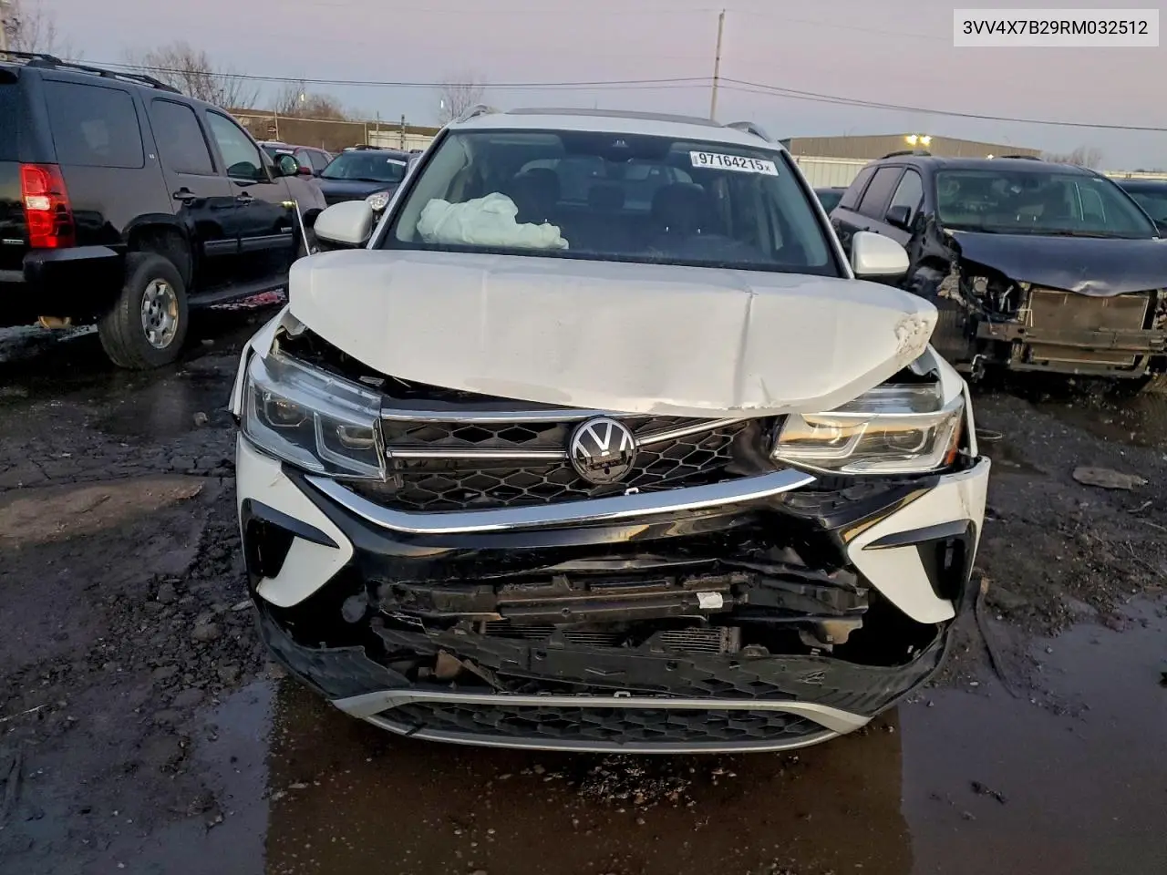 3VV4X7B29RM032512 2024 Volkswagen Taos Sel 4Motion
