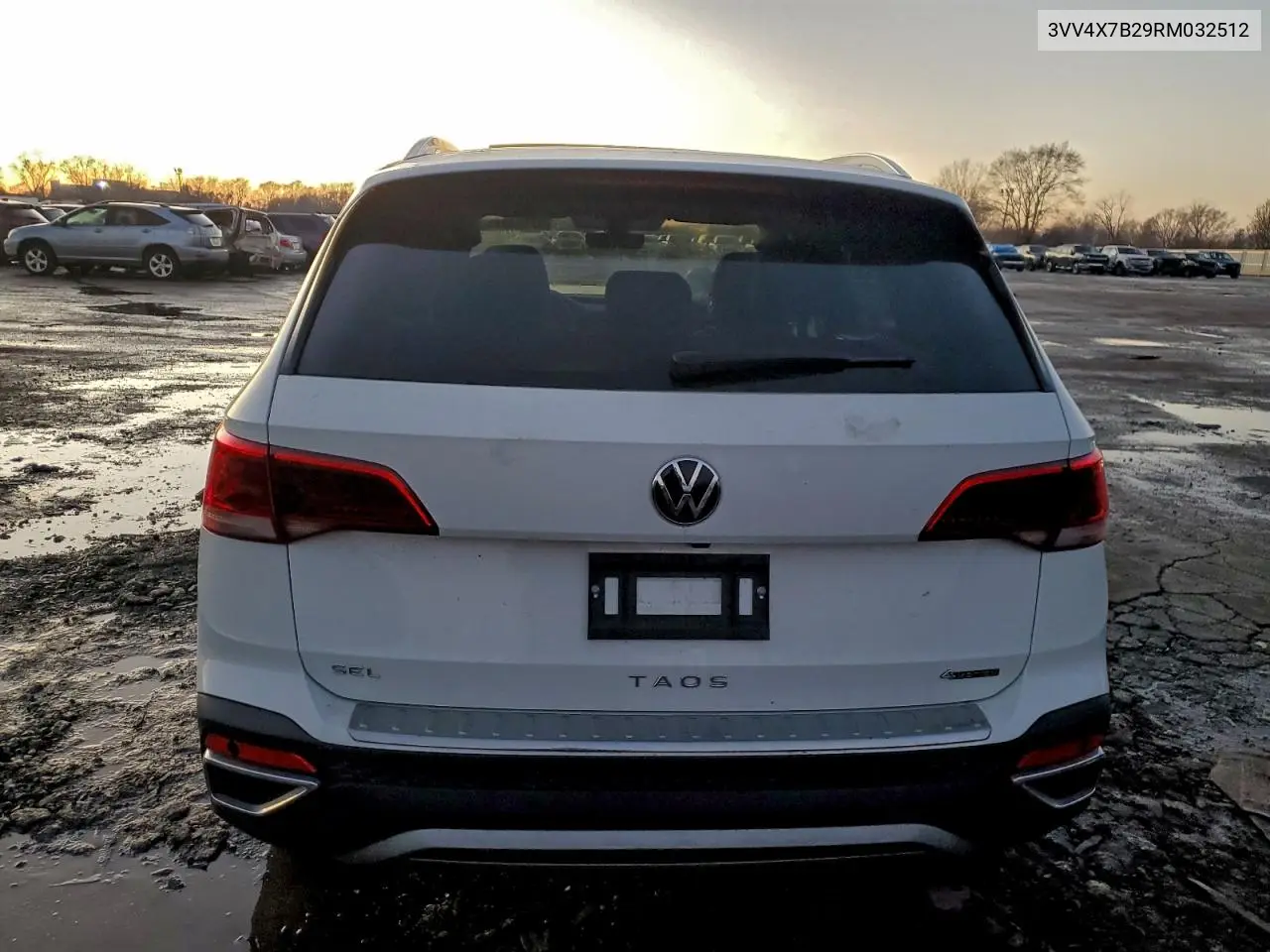 3VV4X7B29RM032512 2024 Volkswagen Taos Sel 4Motion