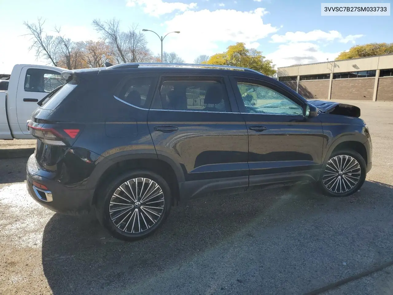 3VVSC7B27SM033733 2025 Volkswagen Taos Se