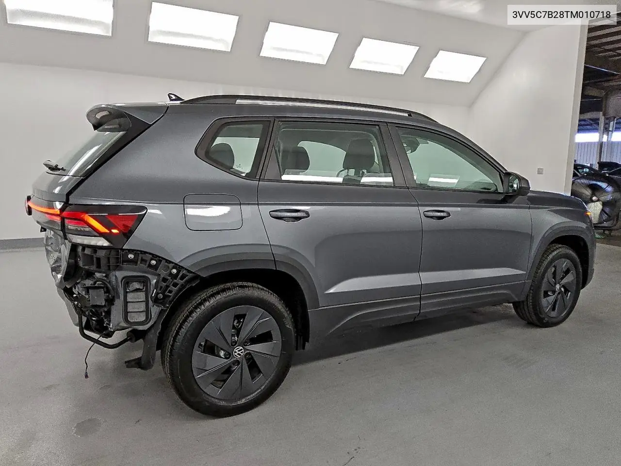 3VV5C7B28TM010718 2026 Volkswagen Taos S