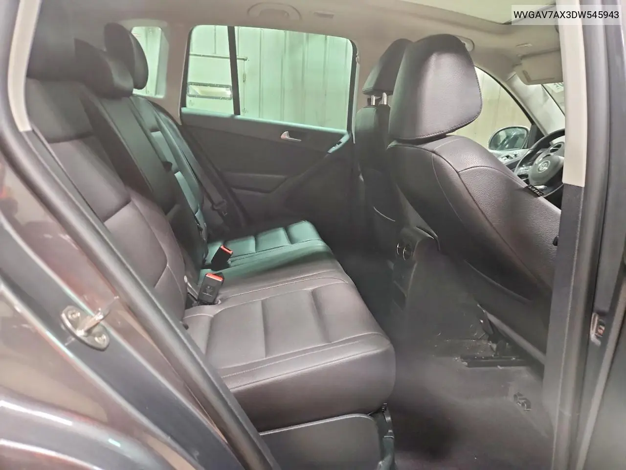 WVGAV7AX3DW545943 2013 Volkswagen Tiguan S