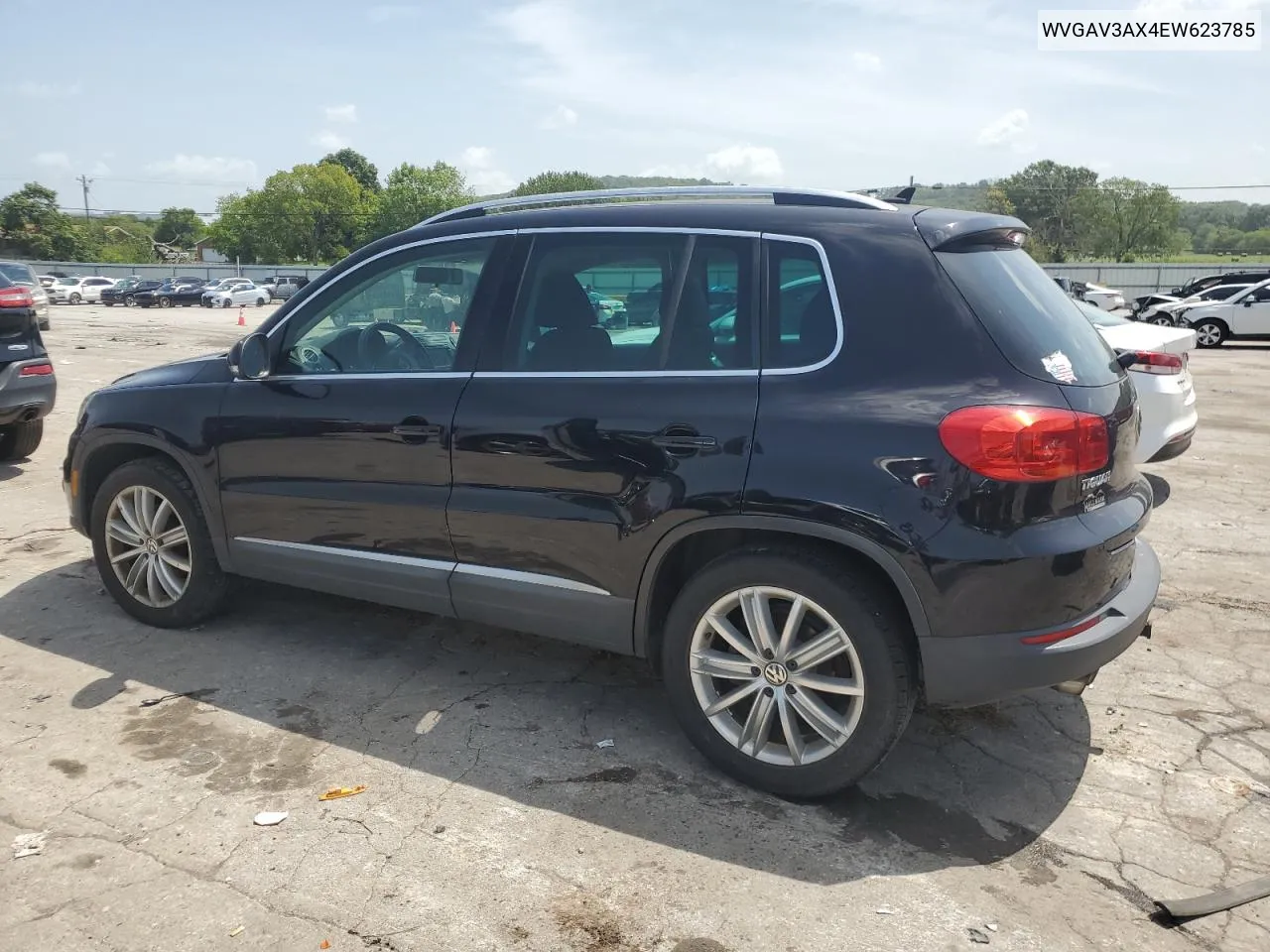 WVGAV3AX4EW623785 2014 Volkswagen Tiguan S