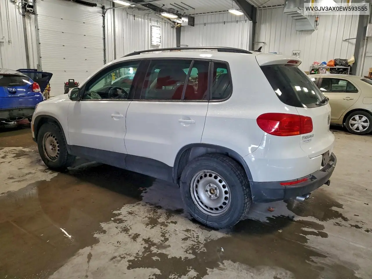 WVGJV3AX0EW593555 2014 Volkswagen Tiguan S