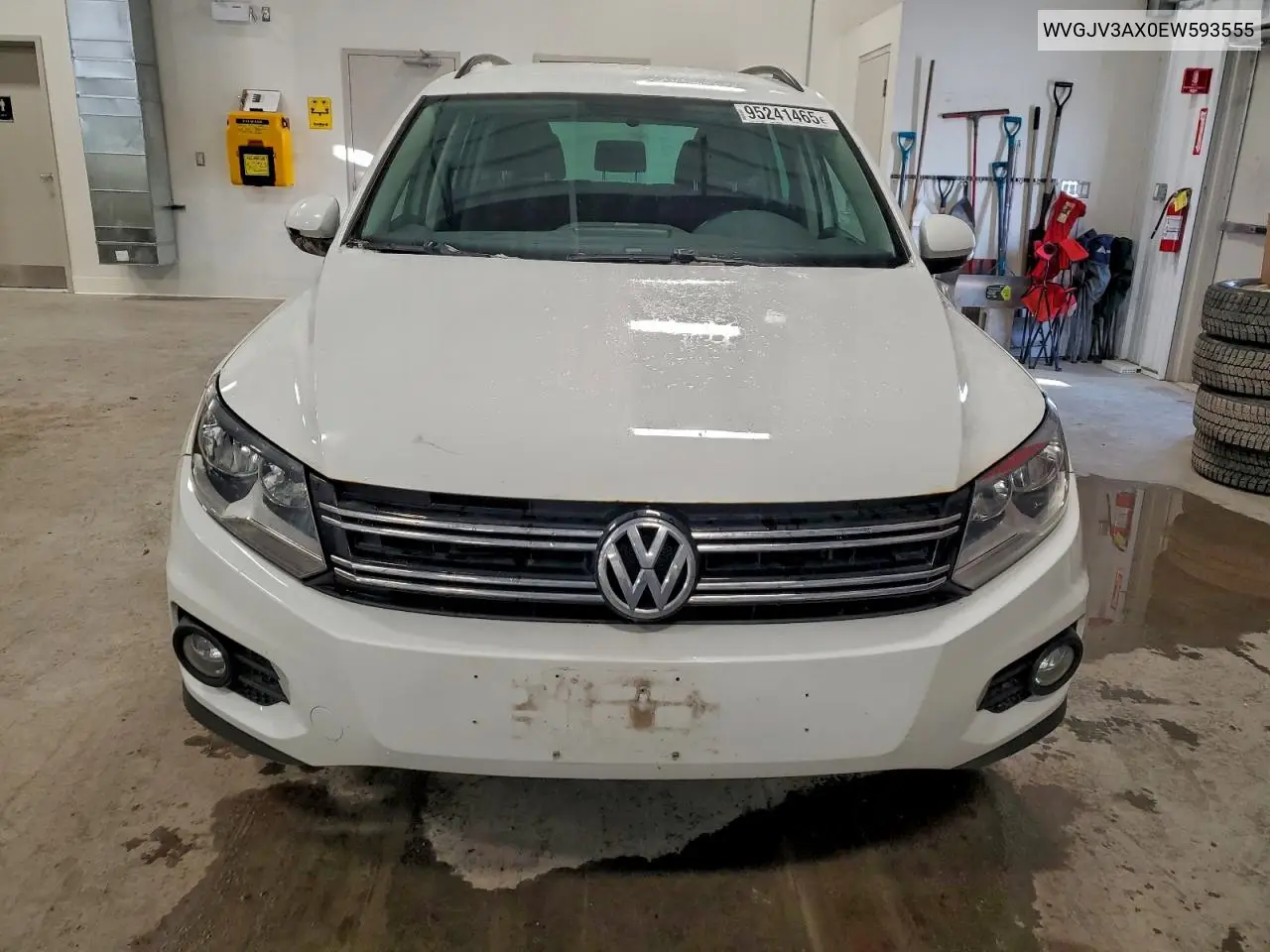 WVGJV3AX0EW593555 2014 Volkswagen Tiguan S