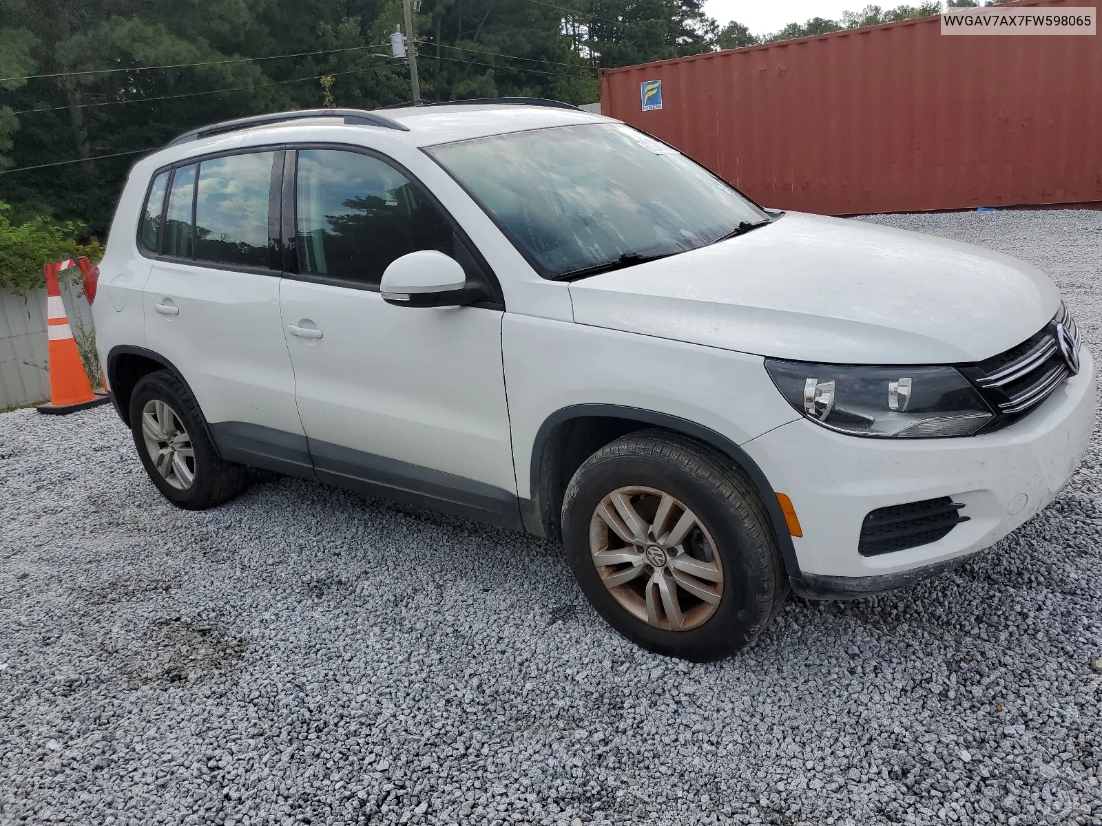 WVGAV7AX7FW598065 2015 Volkswagen Tiguan S