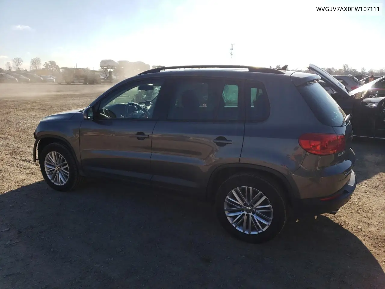 WVGJV7AX0FW107111 2015 Volkswagen Tiguan S