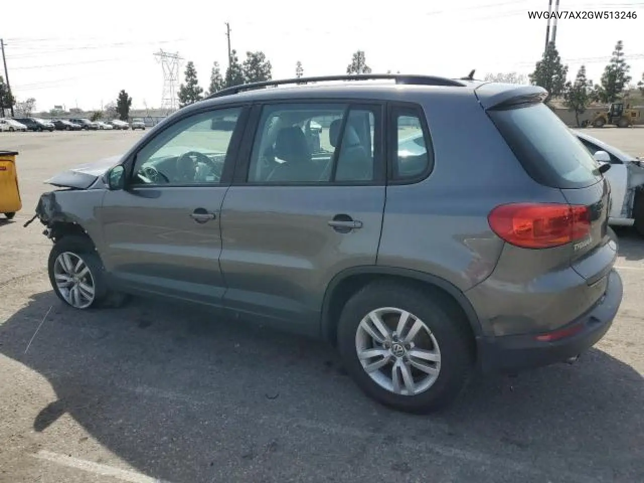 WVGAV7AX2GW513246 2016 Volkswagen Tiguan S