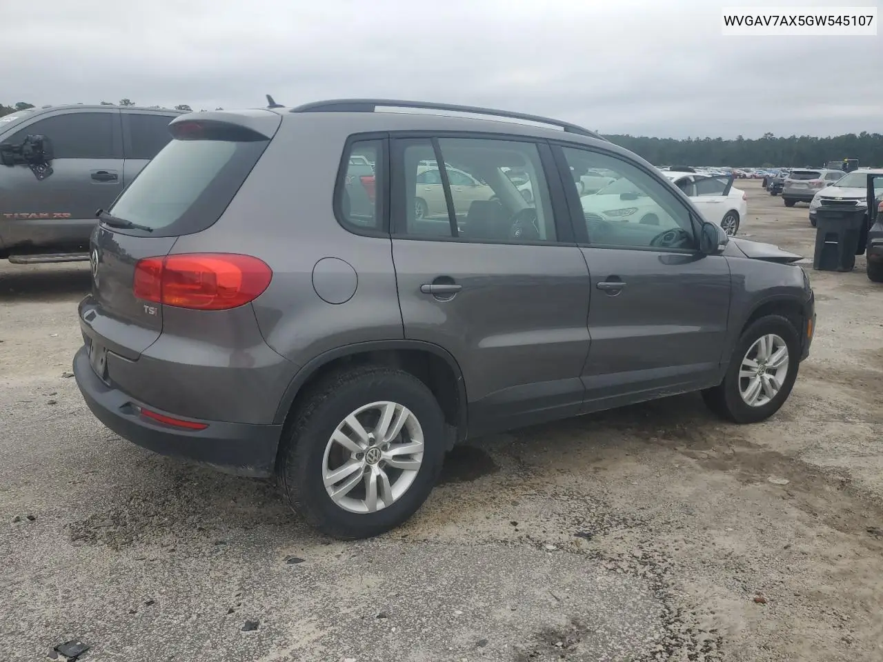 WVGAV7AX5GW545107 2016 Volkswagen Tiguan S