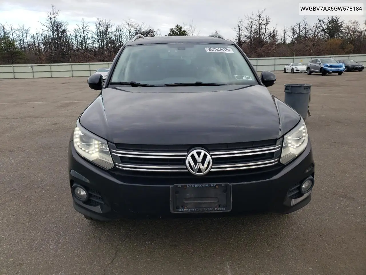 WVGBV7AX6GW578184 2016 Volkswagen Tiguan S