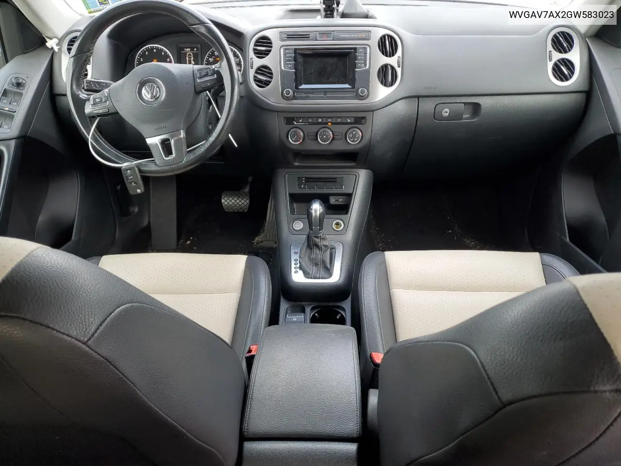 WVGAV7AX2GW583023 2016 Volkswagen Tiguan S
