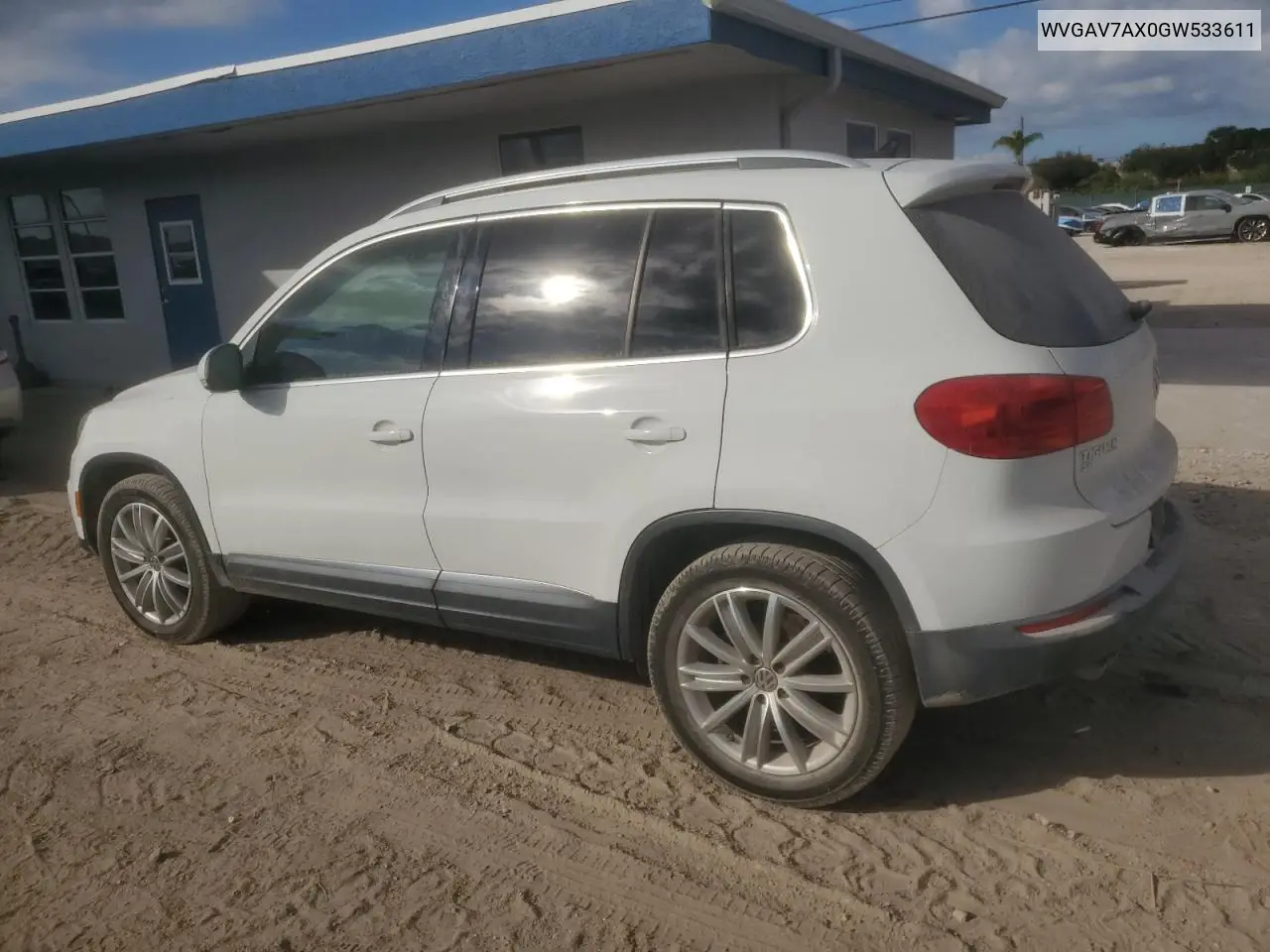 WVGAV7AX0GW533611 2016 Volkswagen Tiguan S