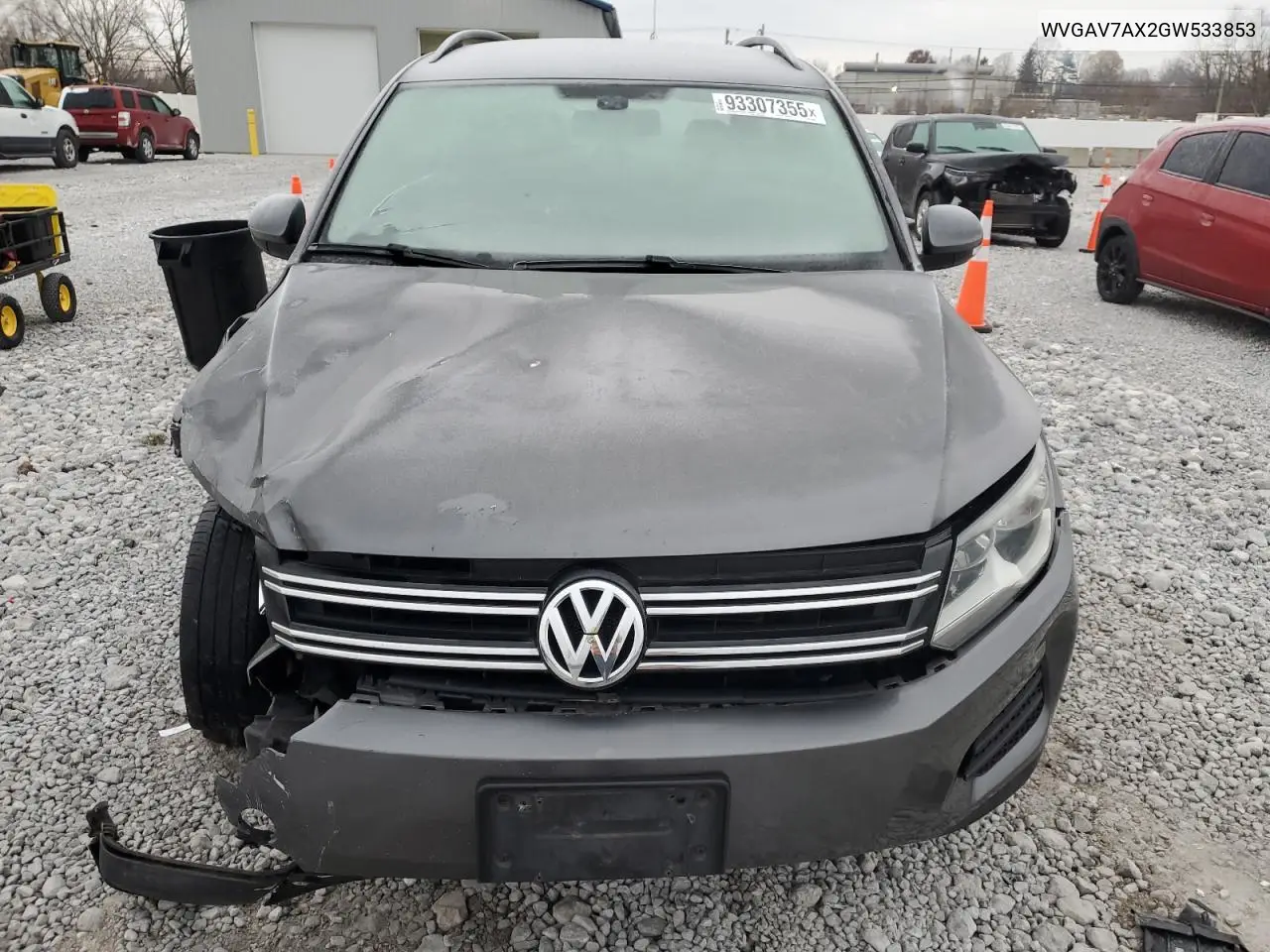 WVGAV7AX2GW533853 2016 Volkswagen Tiguan S