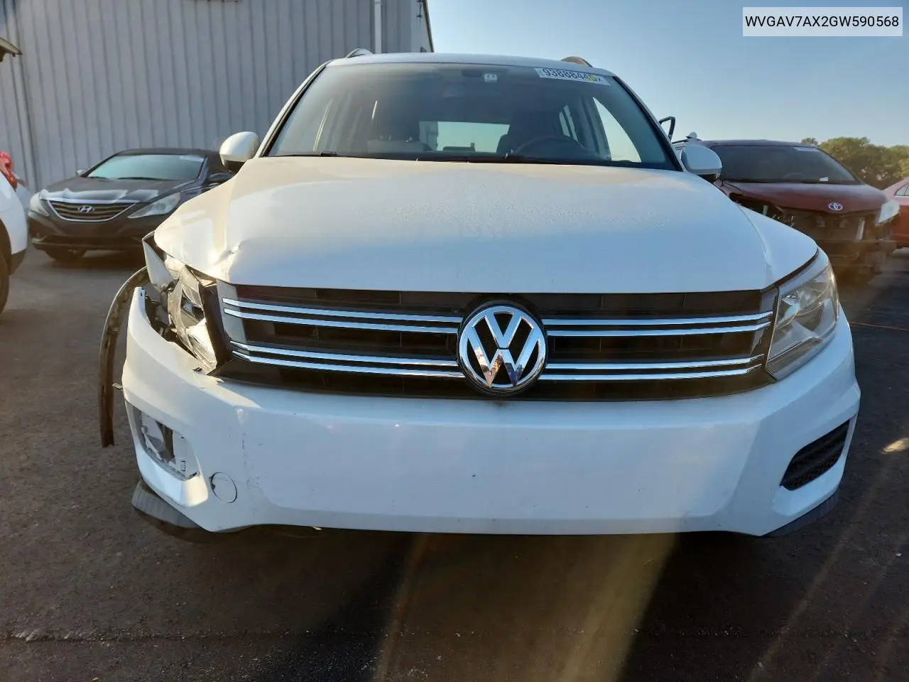 WVGAV7AX2GW590568 2016 Volkswagen Tiguan S