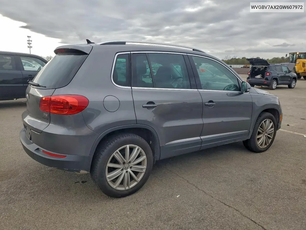 WVGBV7AX2GW607972 2016 Volkswagen Tiguan S