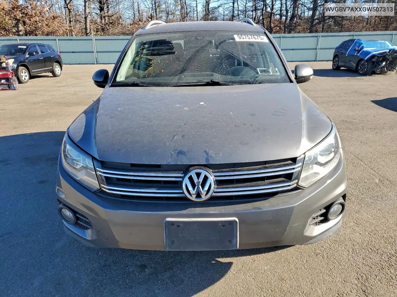 WVGBV7AXXGW507313 2016 Volkswagen Tiguan S