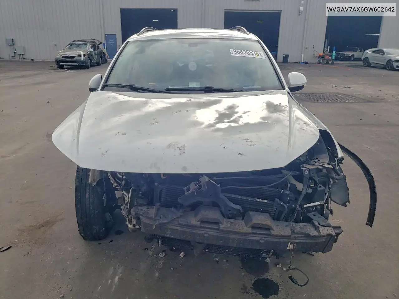 WVGAV7AX6GW602642 2016 Volkswagen Tiguan S
