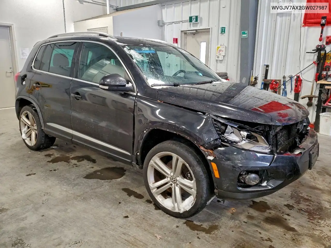 WVGJV7AX2GW027987 2016 Volkswagen Tiguan Comfortline