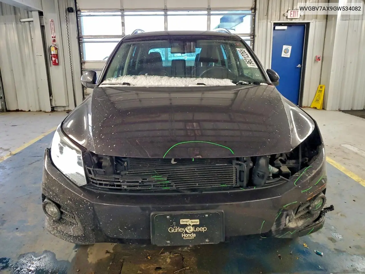 WVGBV7AX9GW534082 2016 Volkswagen Tiguan S