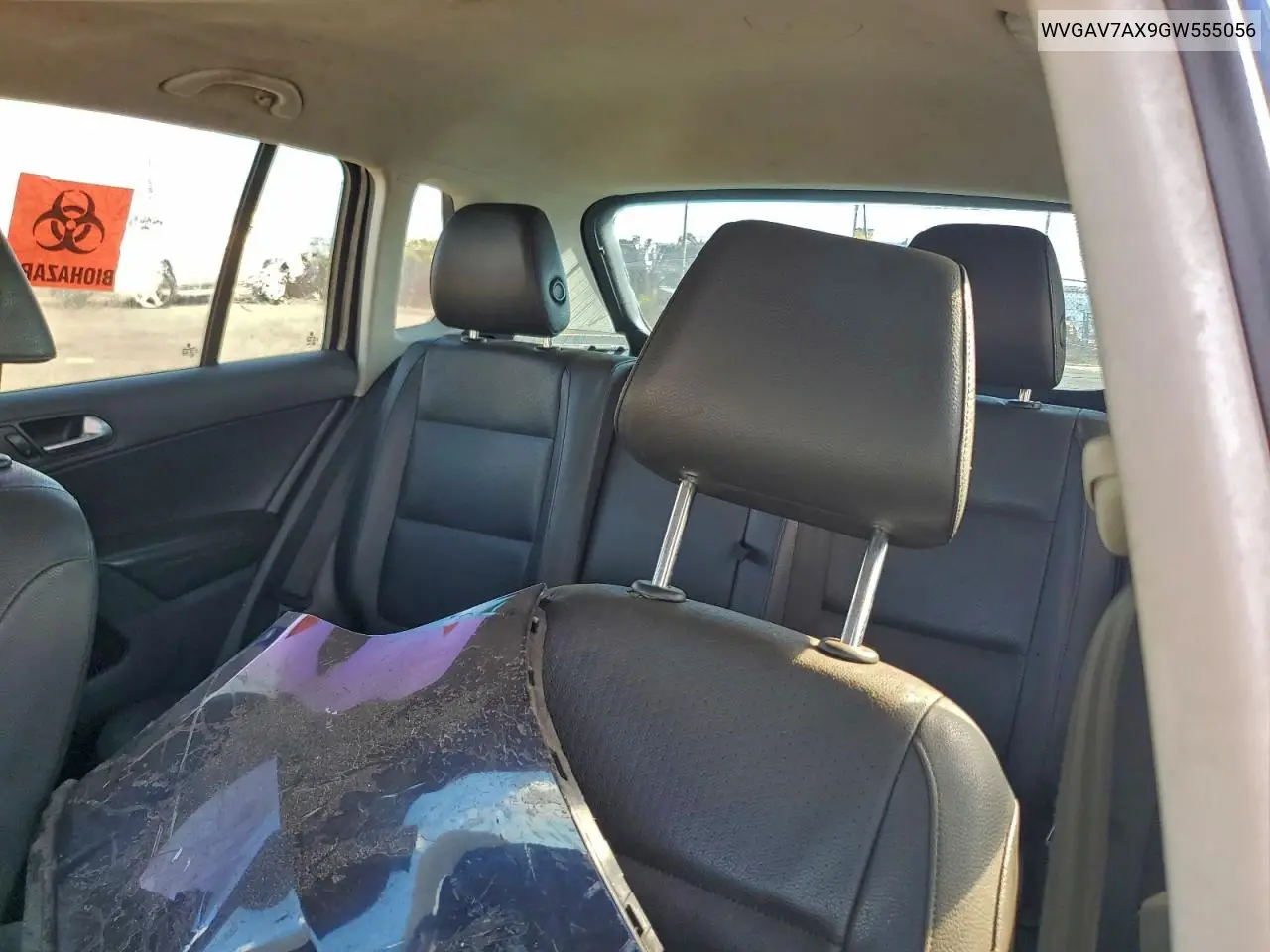 WVGAV7AX9GW555056 2016 Volkswagen Tiguan S