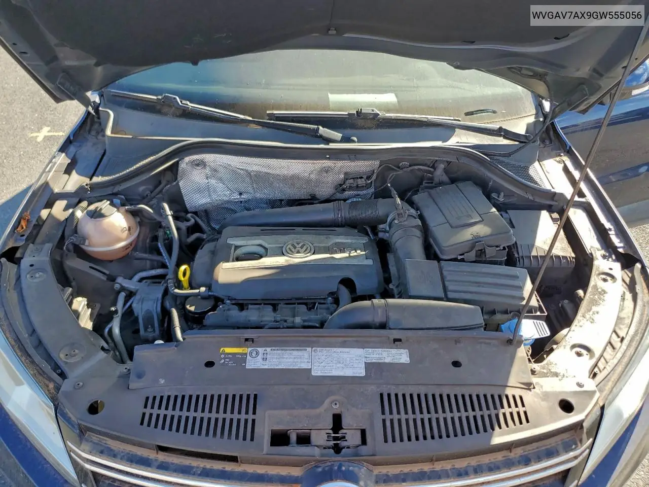WVGAV7AX9GW555056 2016 Volkswagen Tiguan S
