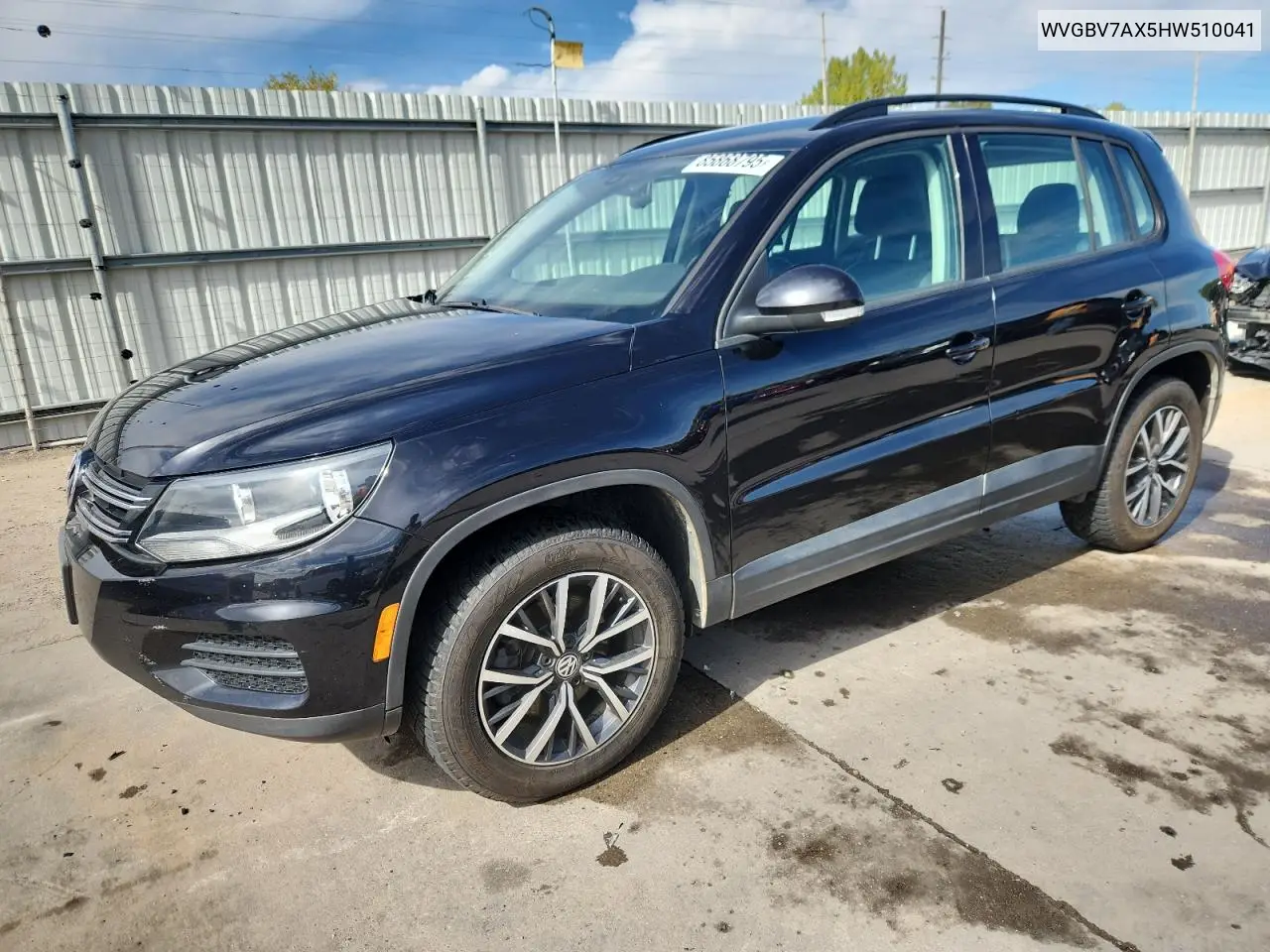 WVGBV7AX5HW510041 2017 Volkswagen Tiguan S
