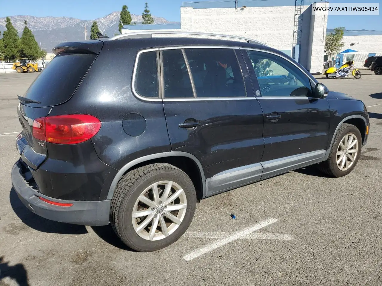 WVGRV7AX1HW505434 2017 Volkswagen Tiguan Wolfsburg