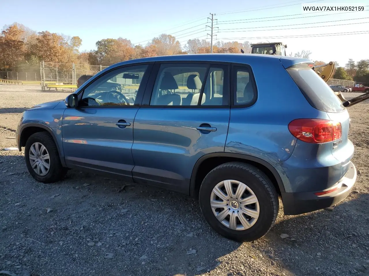 WVGAV7AX1HK052159 2017 Volkswagen Tiguan S