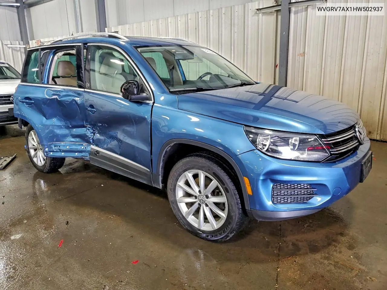 WVGRV7AX1HW502937 2017 Volkswagen Tiguan Wolfsburg
