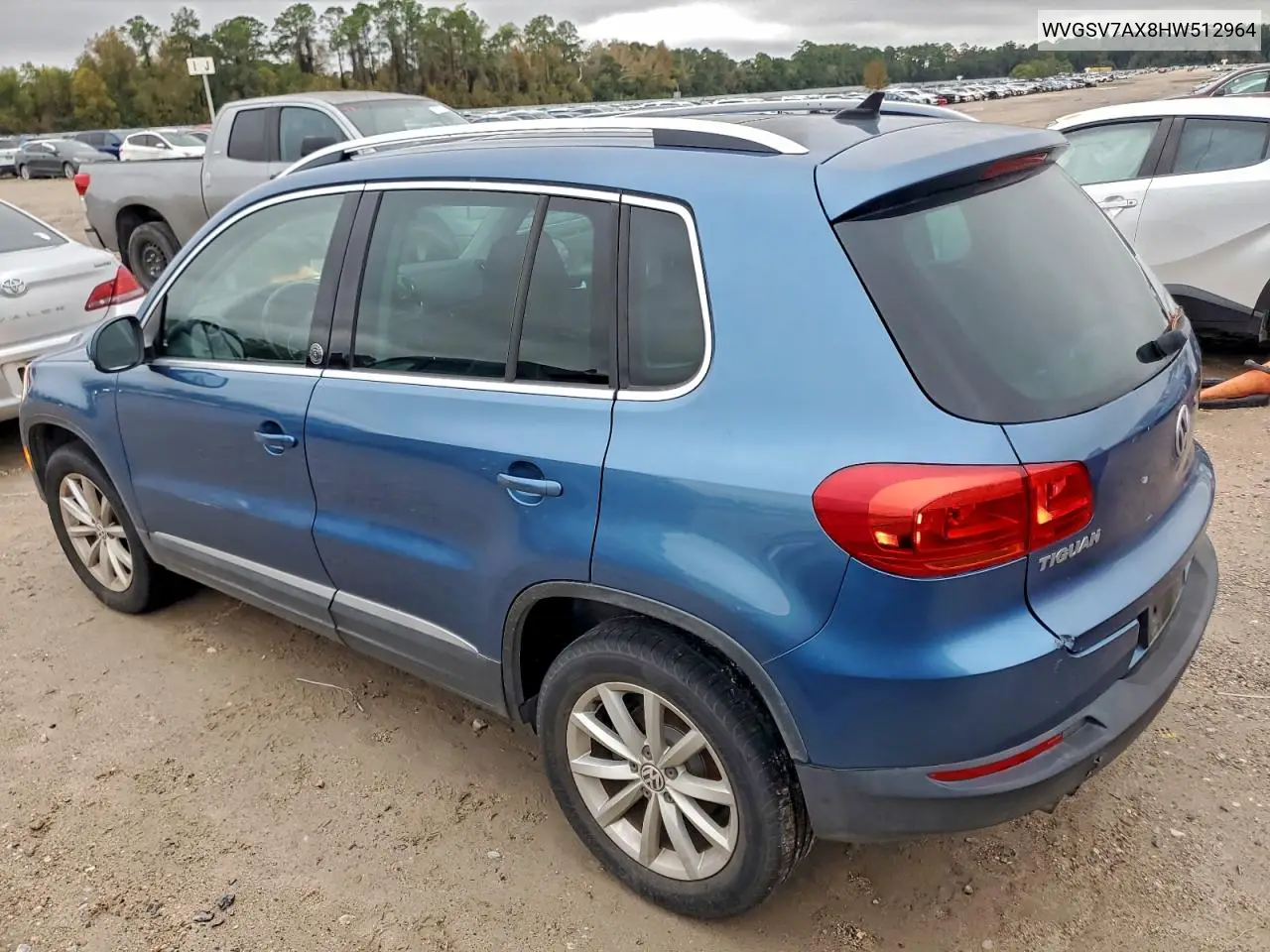 WVGSV7AX8HW512964 2017 Volkswagen Tiguan Wolfsburg